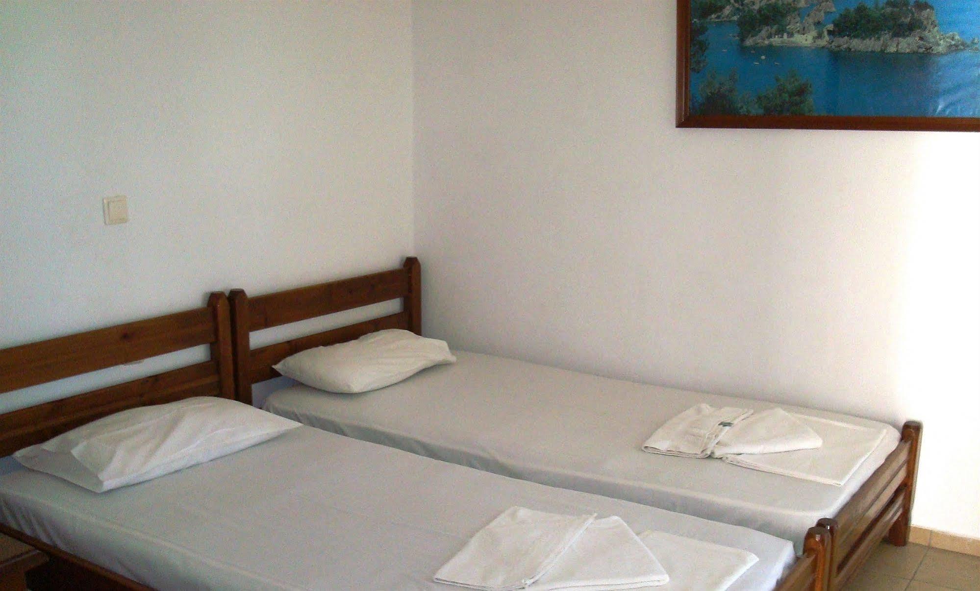 Sirocco Apartments Hersonissos  Eksteriør billede