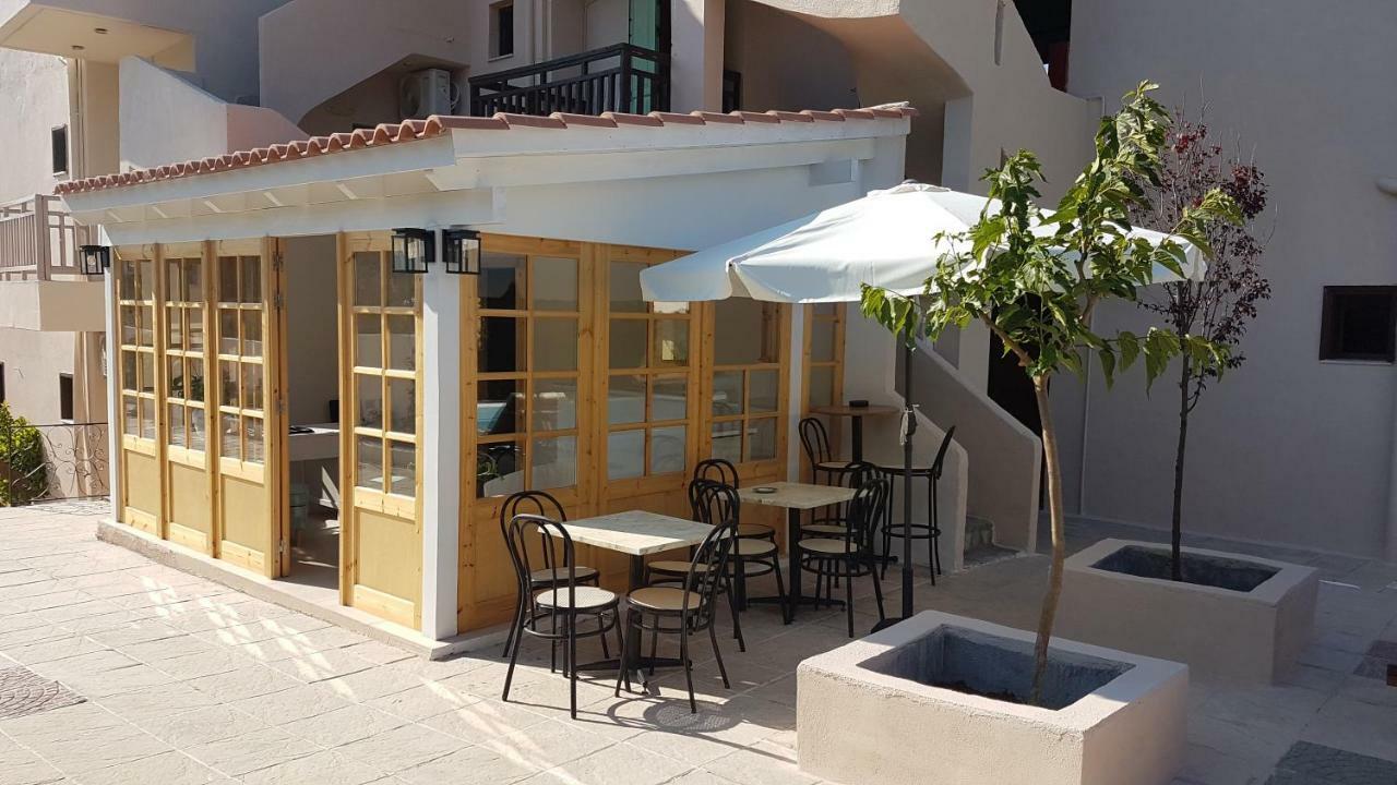 Sirocco Apartments Hersonissos  Eksteriør billede